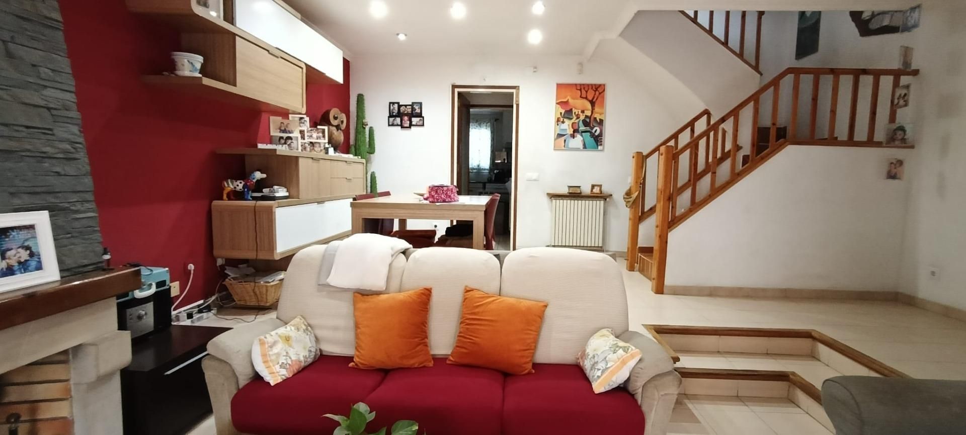 Sala d'estar de Casa o xalet en venda en Santa Margarida I Els Monjos amb Terrassa i Balcó