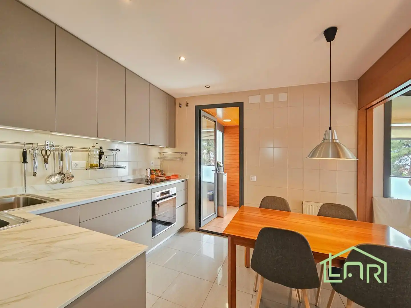 Kitchen of Flat for sale in El Centre