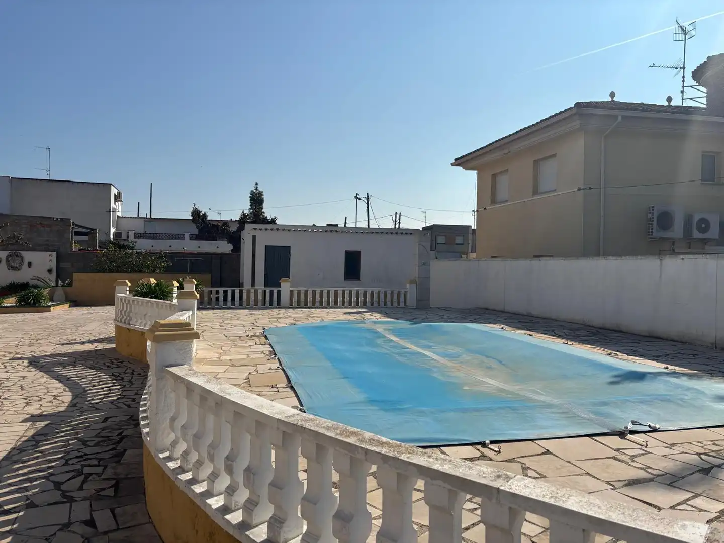 Piscina de Casa o chalet en venta en Deltebre con Aire acondicionado, Calefacción y Jardín privado