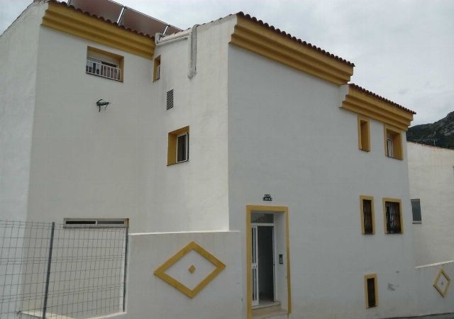 Vista exterior de Pis en venda en Ojén