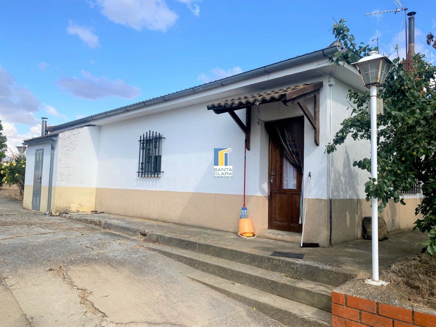 Vista exterior de Finca rústica en venda en El Perdigón  amb Calefacció