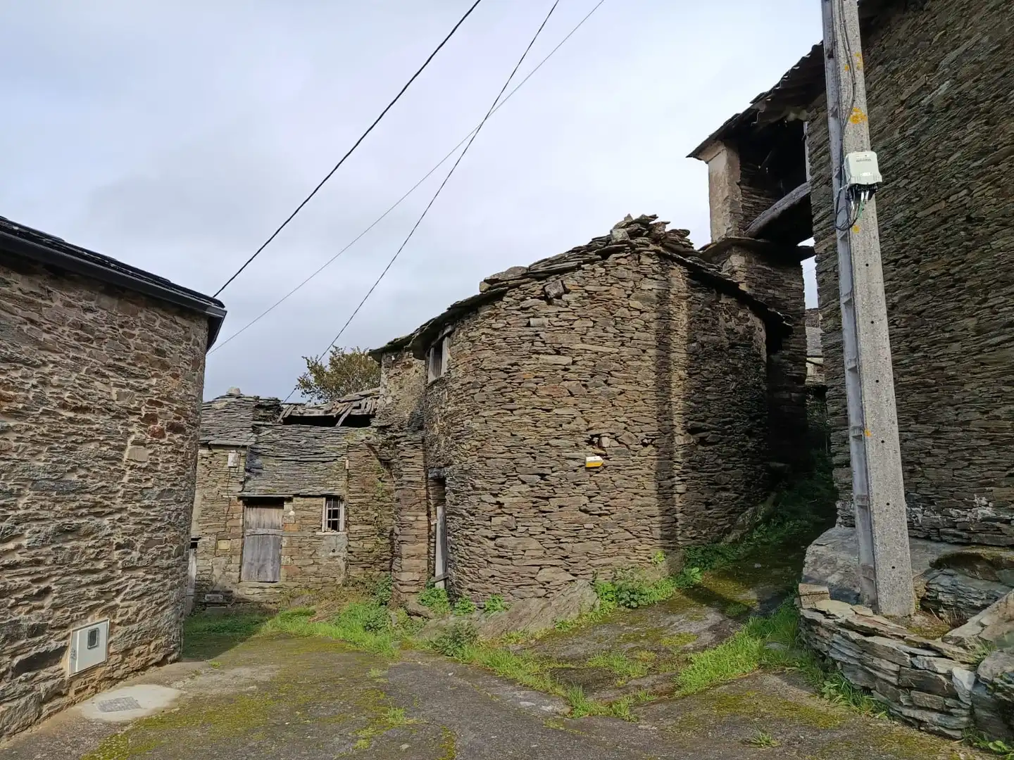 Vista exterior de Finca rústica en venda en A Pontenova   amb Jardí privat, Terrassa i Balcó