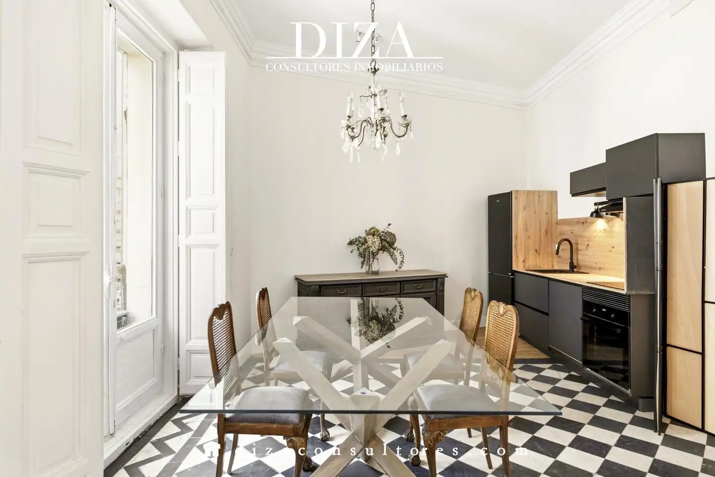 Dining room of Flat for sale in Madrid  with Air Conditioner, Terrace and Furnished