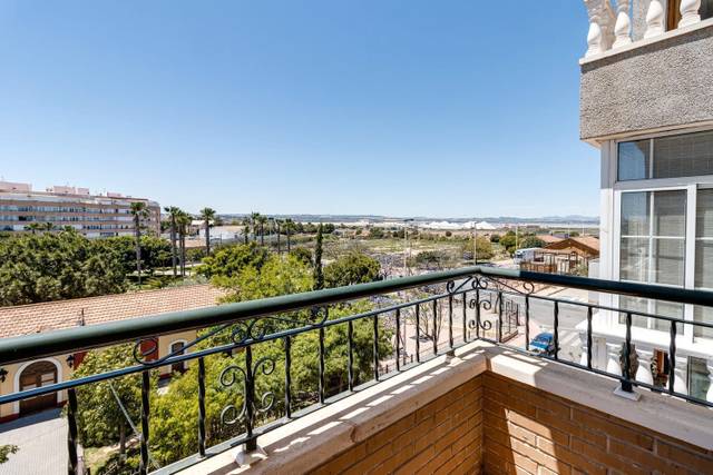 Piso en Venta en Calle San Pascual, 1 en Puerto Deportivo