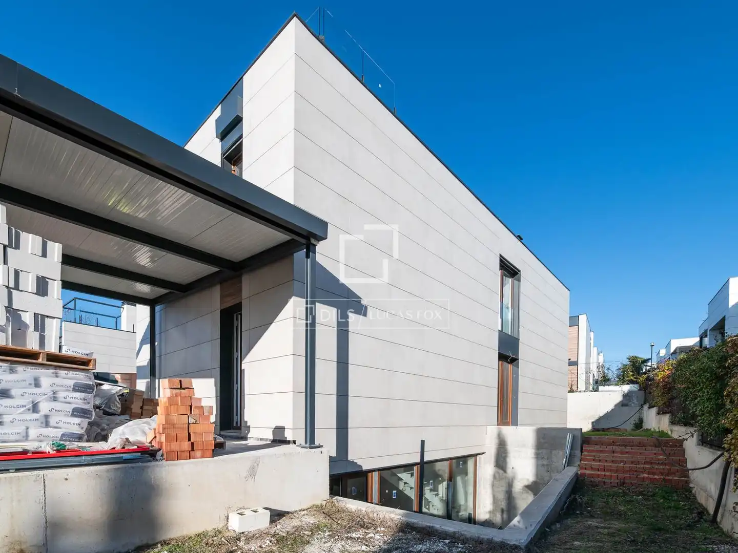 Exterior view of Houses for sale in Las Rozas de Madrid  with Air Conditioner, Private garden and Swimming Pool
