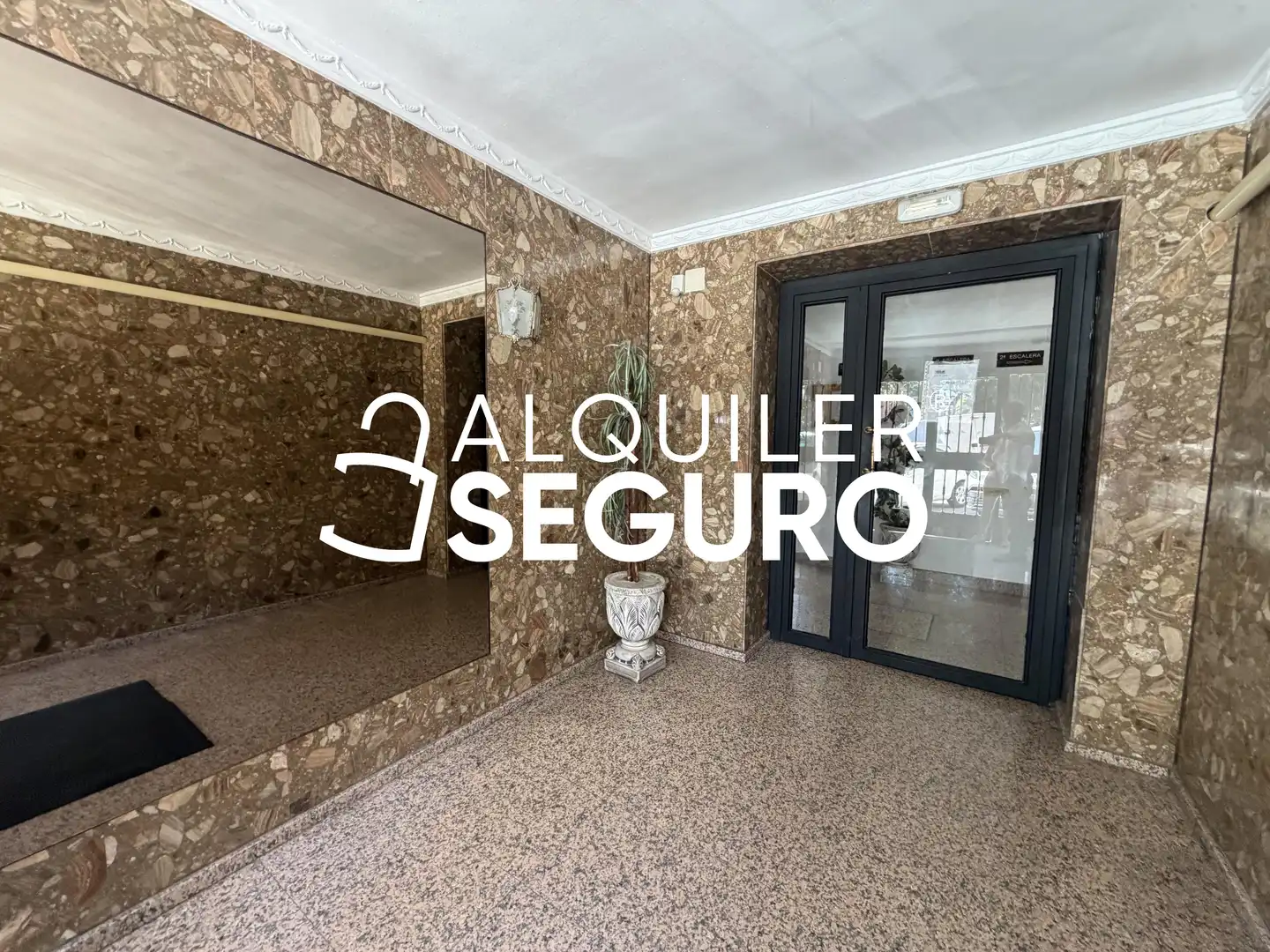 Flat for rent in Parla  with Air Conditioner, Heating and Terrace