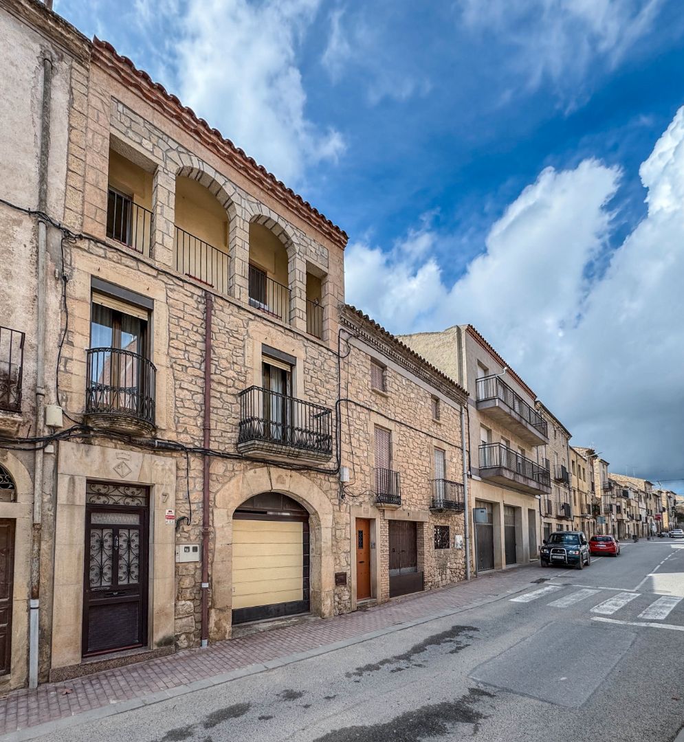 Exterior view of House or chalet for sale in Vinaixa