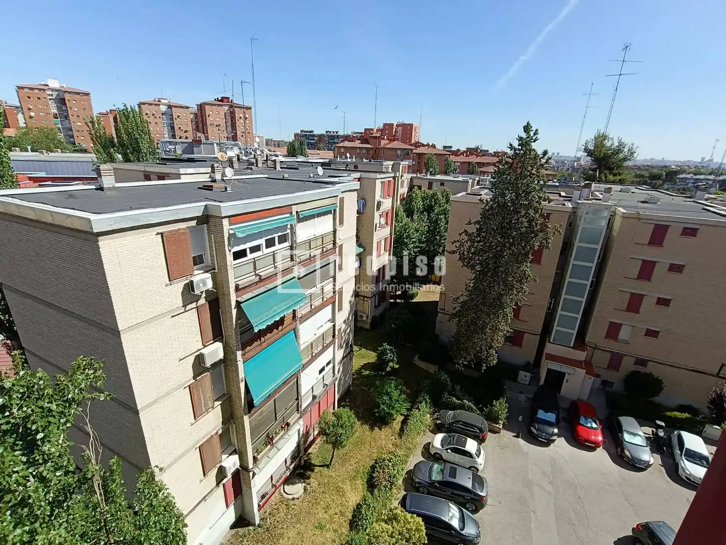 Vista exterior de Piso de alquiler en Madrid con Calefacción, Jardín privado y Terraza