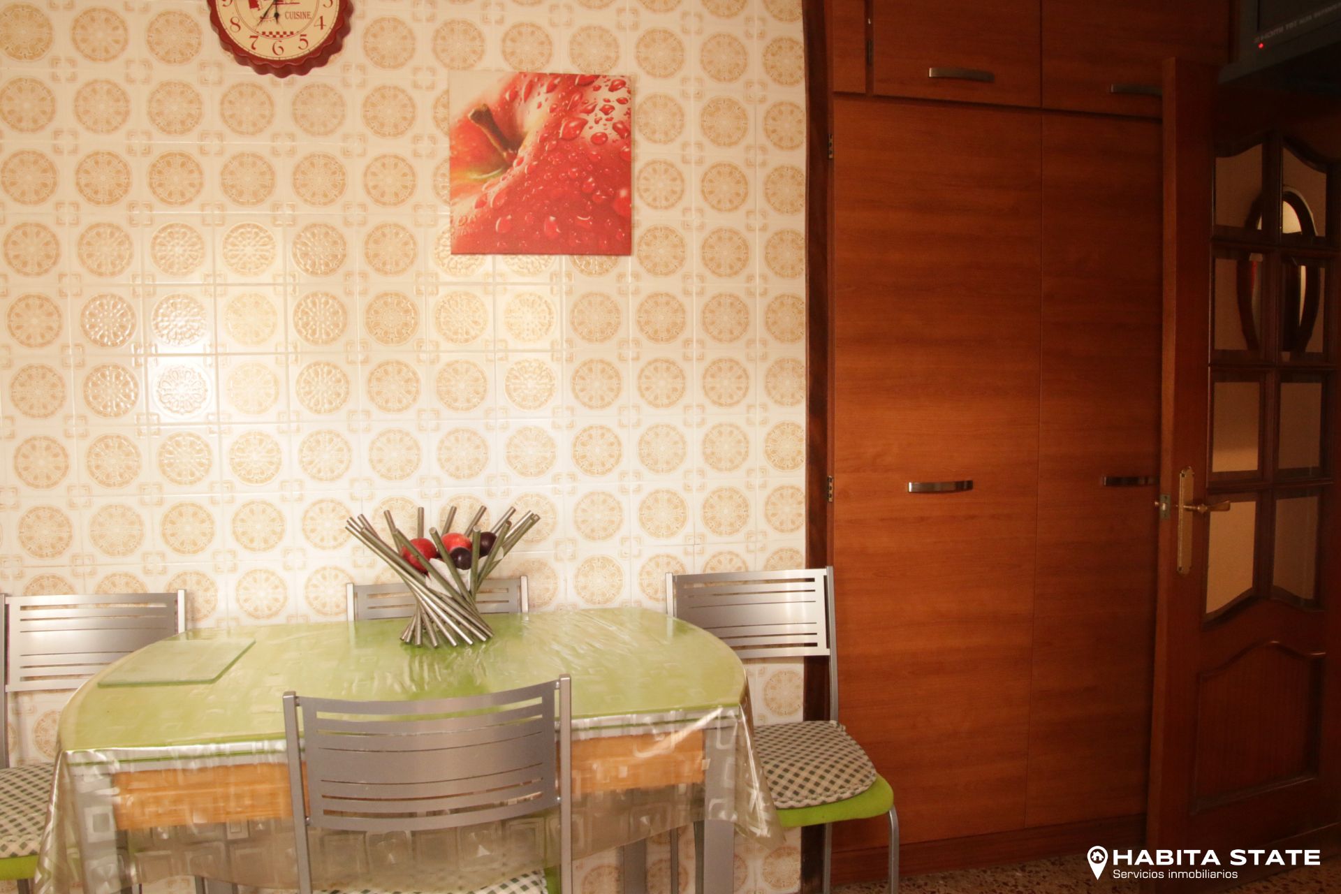 Dining room of Flat to rent in  Almería Capital  with Air Conditioner, Terrace and Furnished