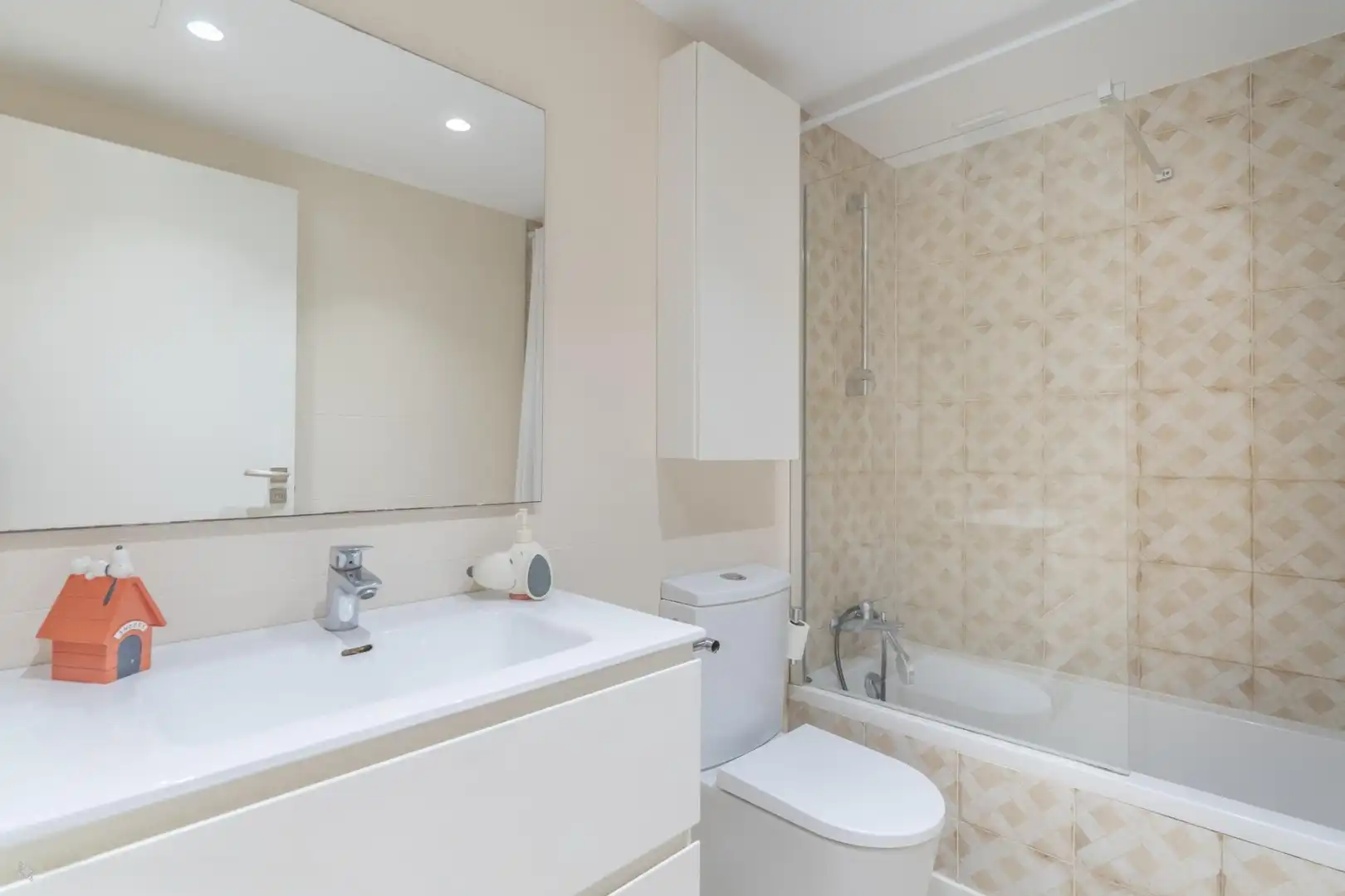 Bathroom of Ground floor for sale in Calvià  with Air Conditioner, Heating and Private garden