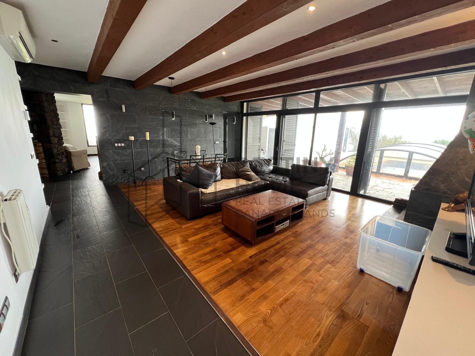 Sala de estar de Casa o chalet en venta en Puerto del Rosario con Aire acondicionado, Calefacción y Jardín privado