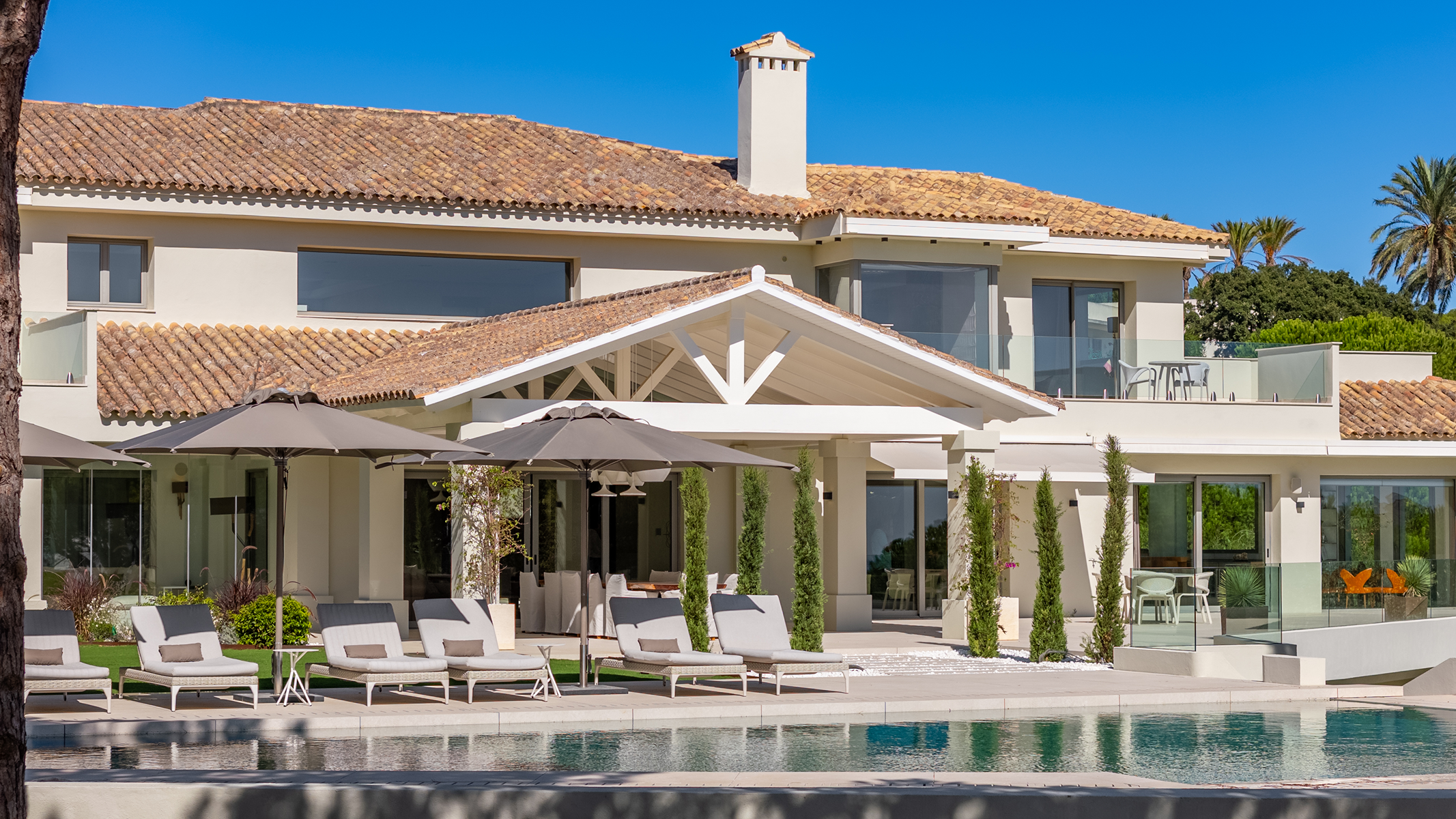 Terrace of House or chalet for sale in Sotogrande  with Air Conditioner, Private garden and Terrace