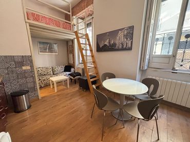 Rez-de-chaussée à vendre à Calle de San Bernardino