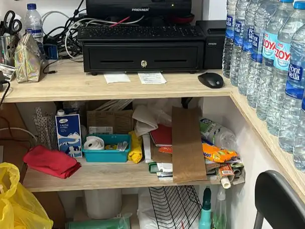 Local comercial en traspaso en Rambla Sant Francesc 1, imagen 8