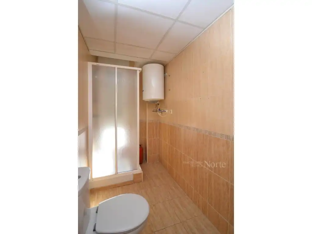 Bathroom of Flat for sale in Algete Centro
