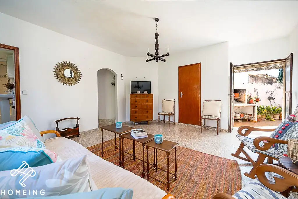 Sala d'estar de Finca rústica en venda en  Palma de Mallorca amb Terrassa i Moblat