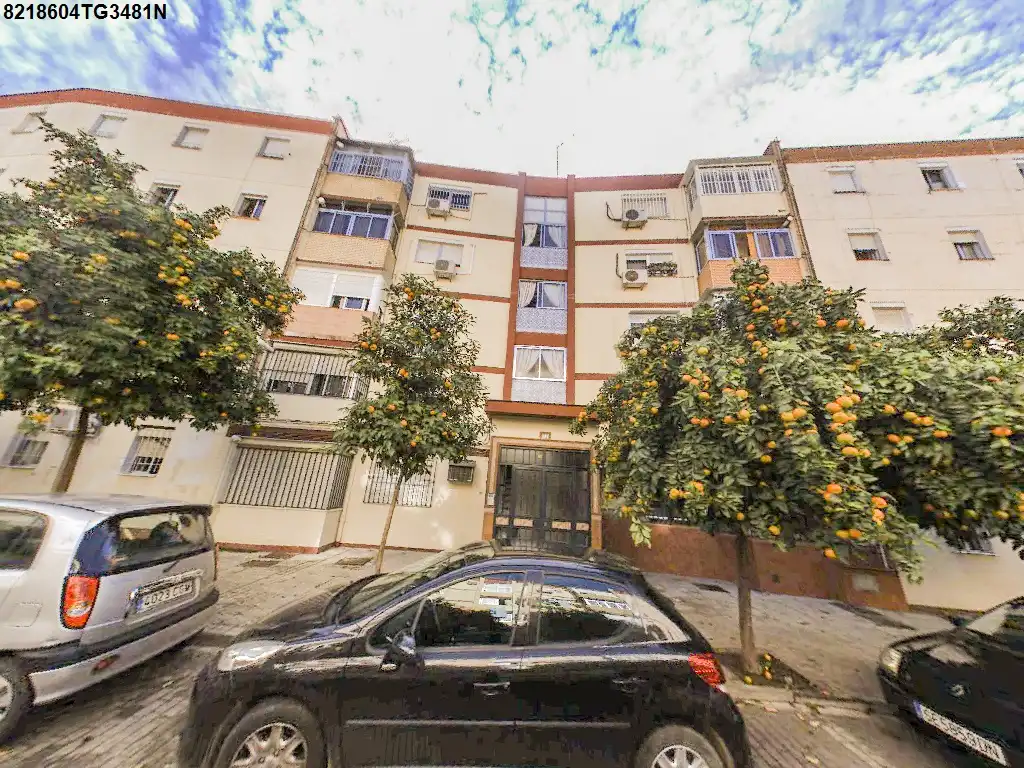 Exterior view of Flat for sale in Sevilla