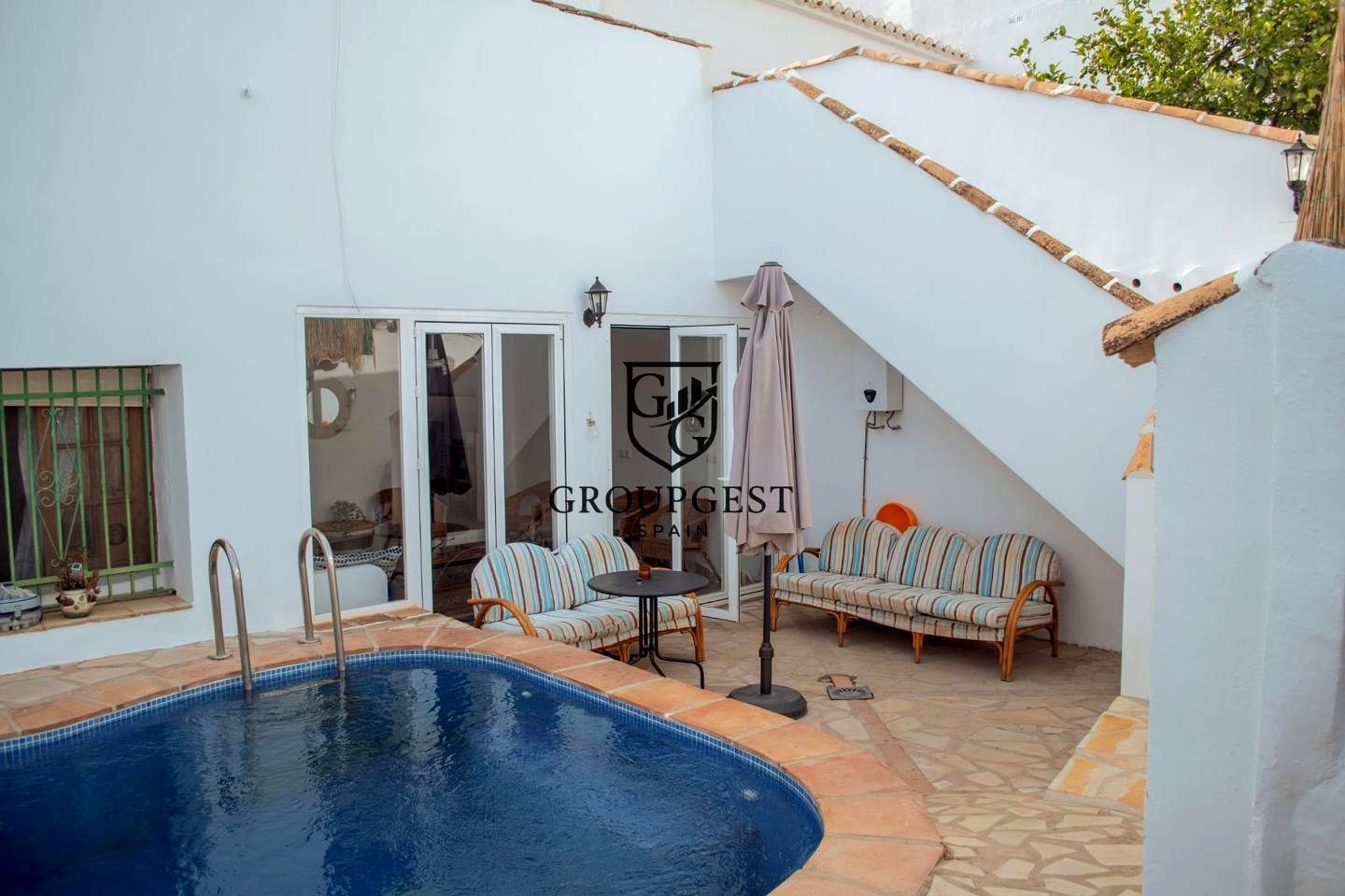 Piscina de Casa o xalet en venda en Villanueva de Algaidas amb Aire condicionat, Terrassa i Piscina