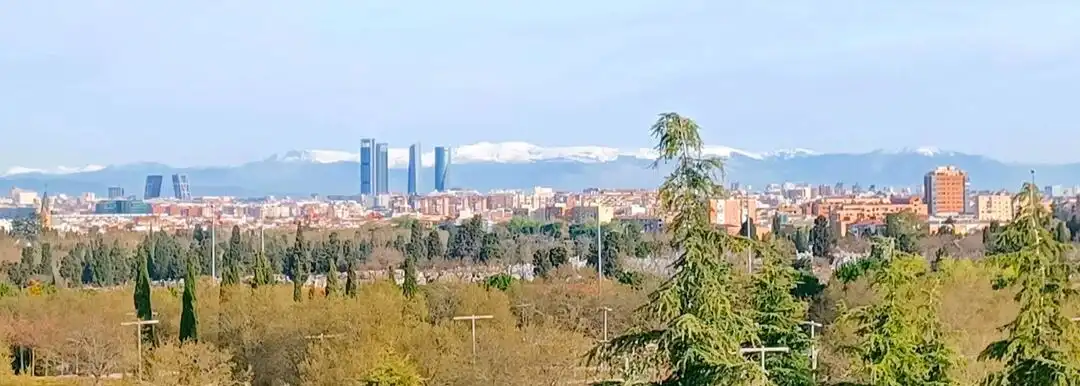 Exterior view of Flat for rent in Madrid  with Air Conditioner, Heating and Private garden