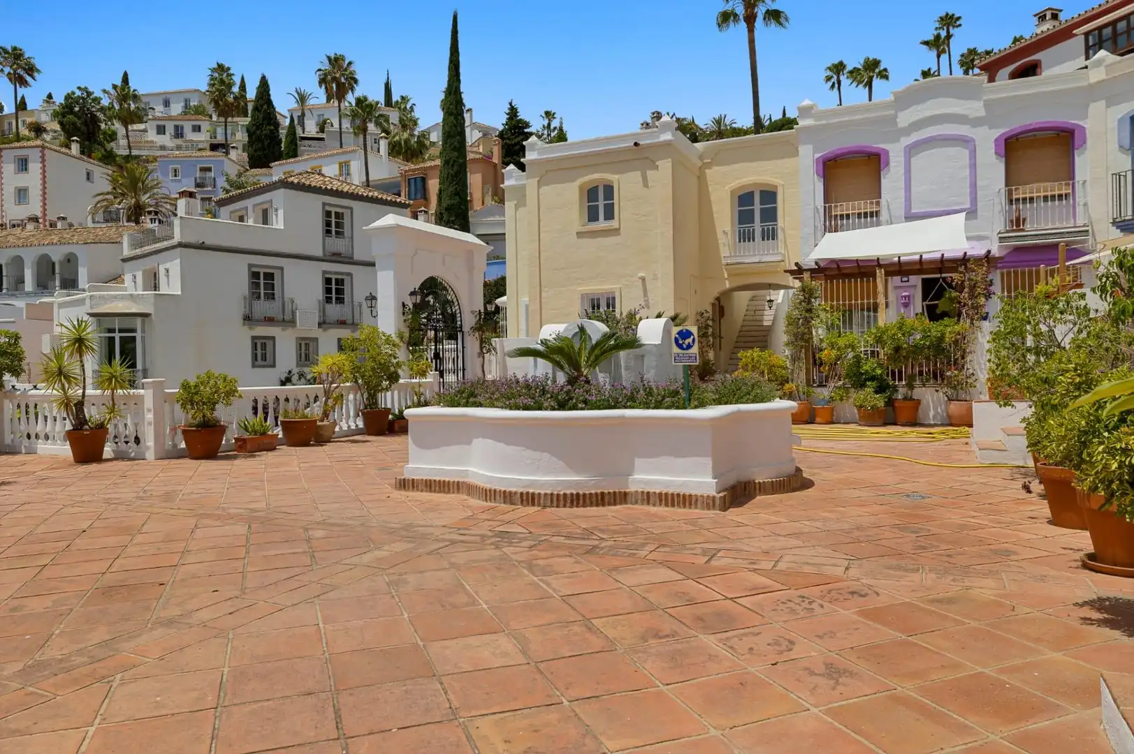 Adossat amb piscina en venda a Urbanizacion de Estepona, imagen 2