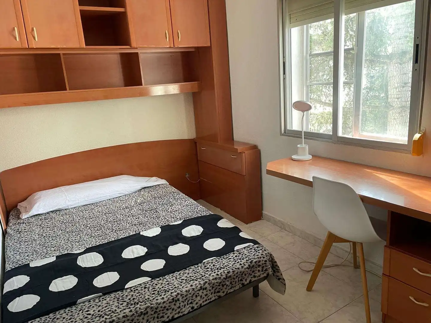 Habitación de Piso para compartir en Villanueva del Pardillo con Aire acondicionado, Calefacción y Terraza