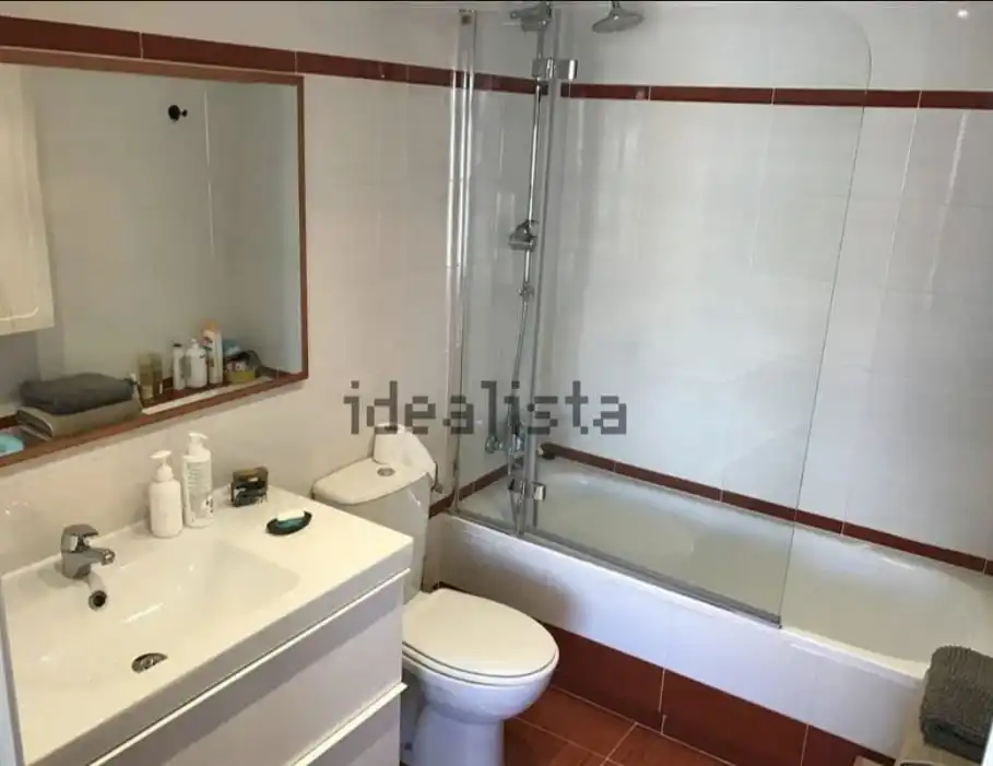 Bathroom of Flat for rent in San Sebastián de los Reyes  with Air Conditioner, Furnished and Oven