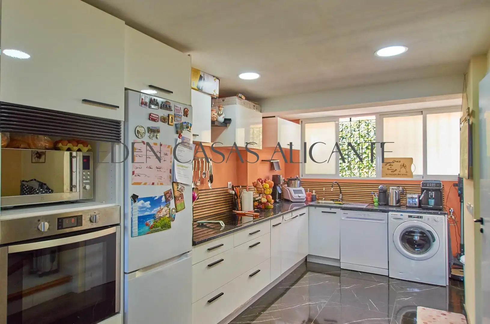 Cocina de Casa adosada en venta en El Campello con Aire acondicionado, Jardín privado y Terraza