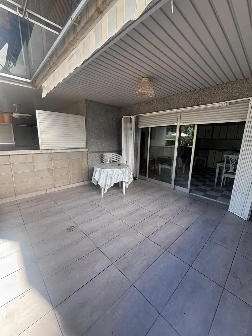 Terraza de Planta baja en venta en Salou con Amueblado y Piscina comunitaria