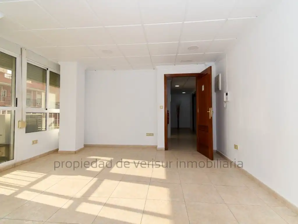 Office for rent in Casco Antiguo