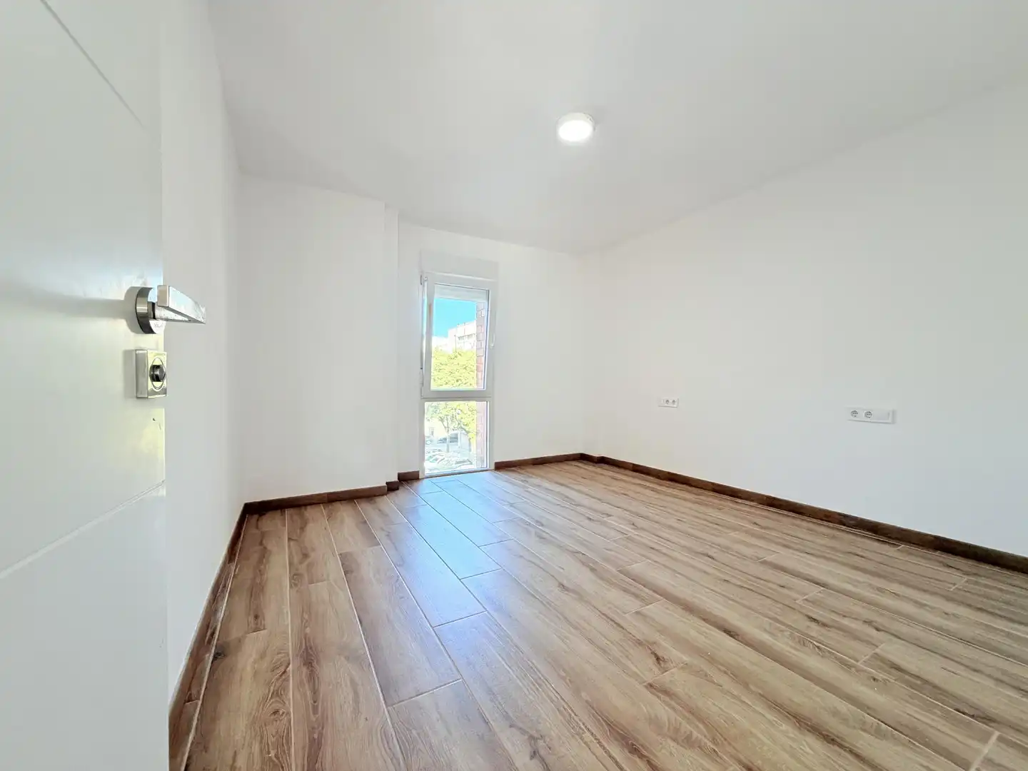 Bedroom of Apartments for rent in Sant Adrià de Besòs  with Air Conditioner and Balcony