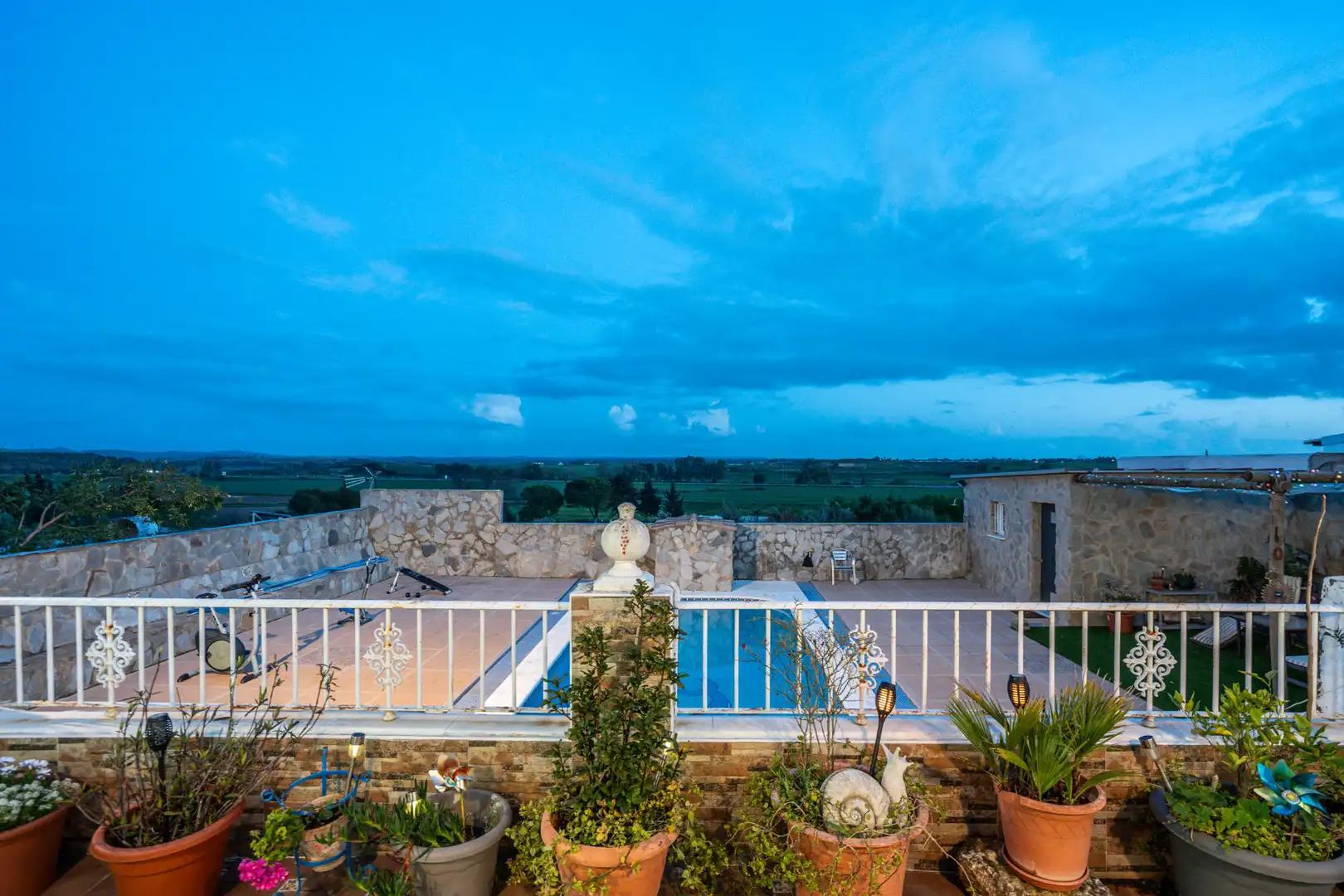 Terraza de Casa o chalet en venta en Chiclana de la Frontera con Aire acondicionado, Calefacción y Jardín privado