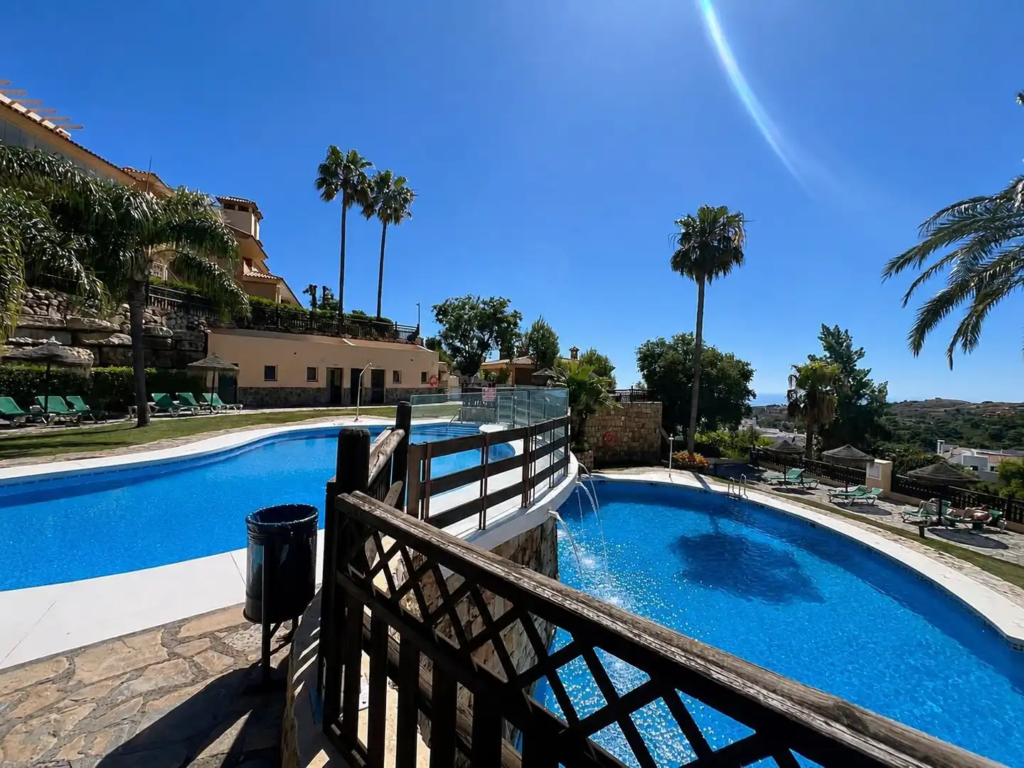 Piscina de Casa adosada en venda en Ojén amb Aire condicionat, Jardí privat i Terrassa