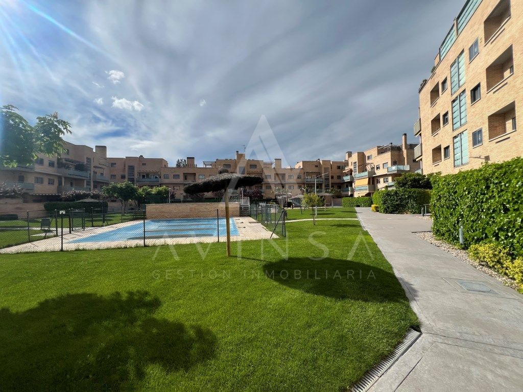 Garden of Flat for sale in Yebes