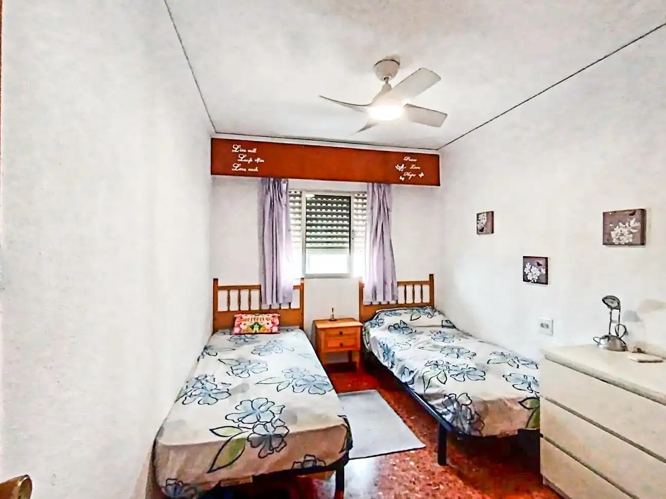 Dormitori de Apartament en venda en Miramar amb Terrassa, Moblat i Piscina comunitària