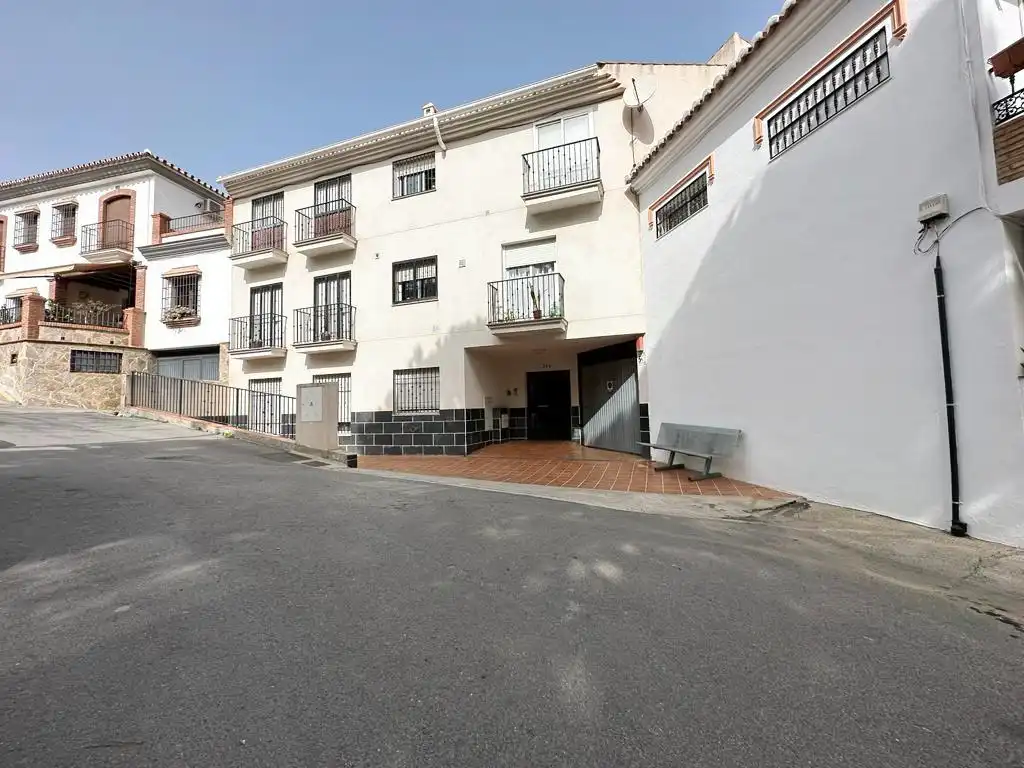 Vista exterior de Garatge en venda en Álora