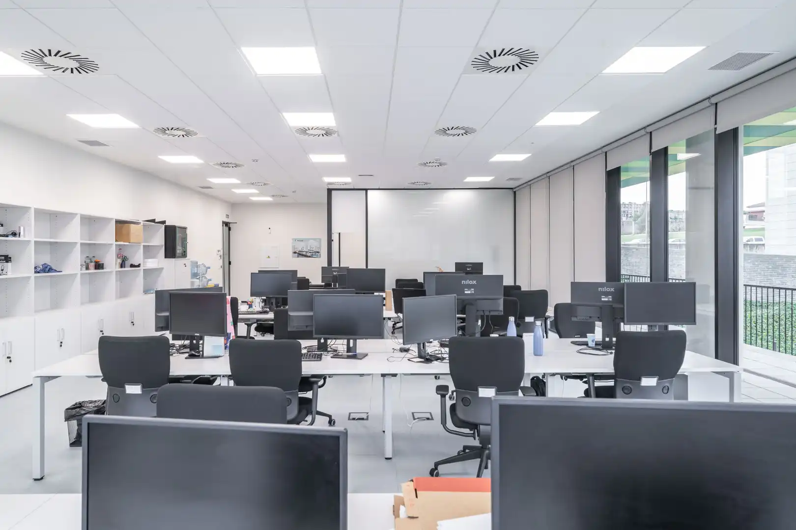 Ufficio con ascensore in vendita a Calle Albert Einstein 20, imagen 16
