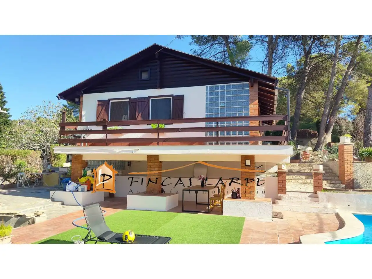 Villa mit Pool zur Miete in Piera