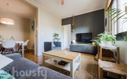 Living room of Flat for sale in  Barcelona Capital  with Parquet flooring