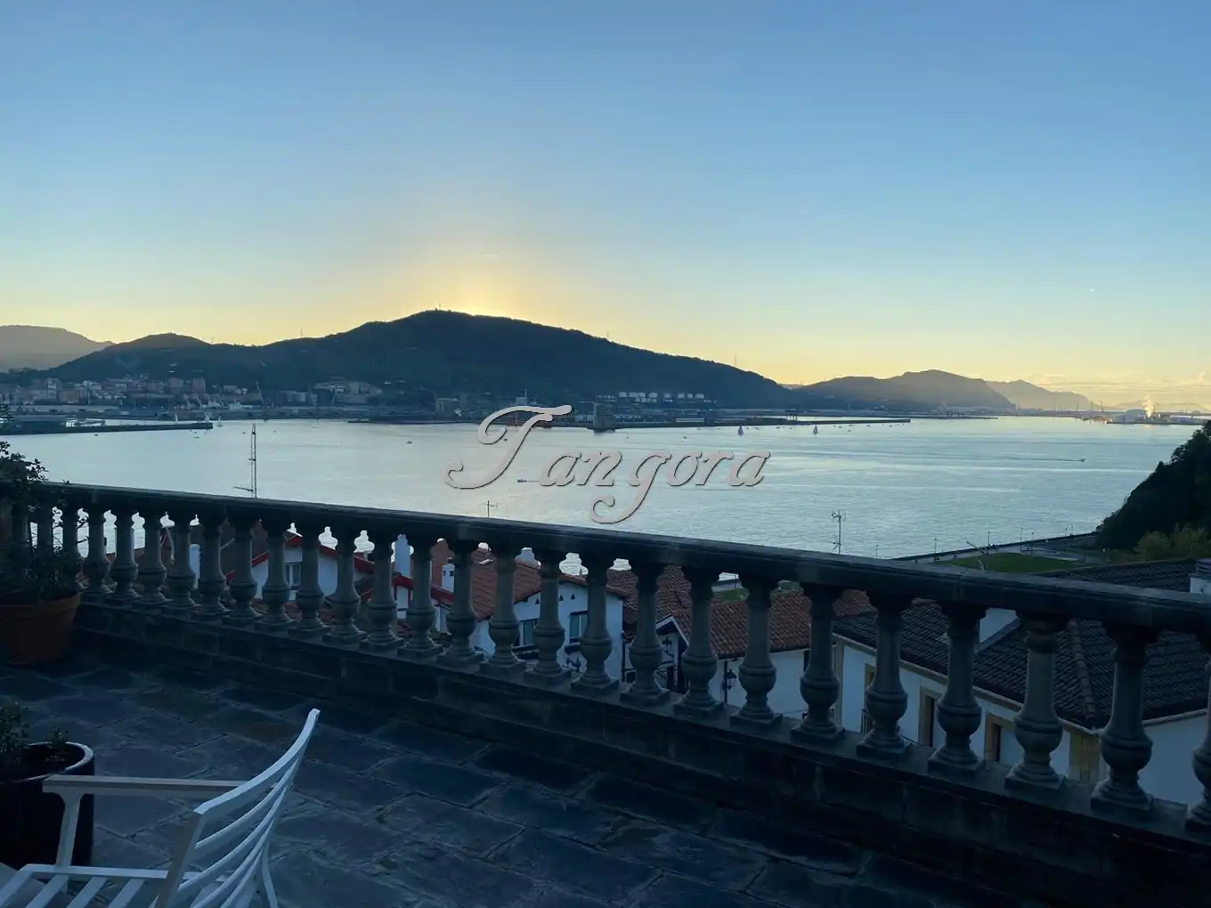 Terrace of Attic for sale in Getxo   with Air Conditioner, Heating and Parquet flooring