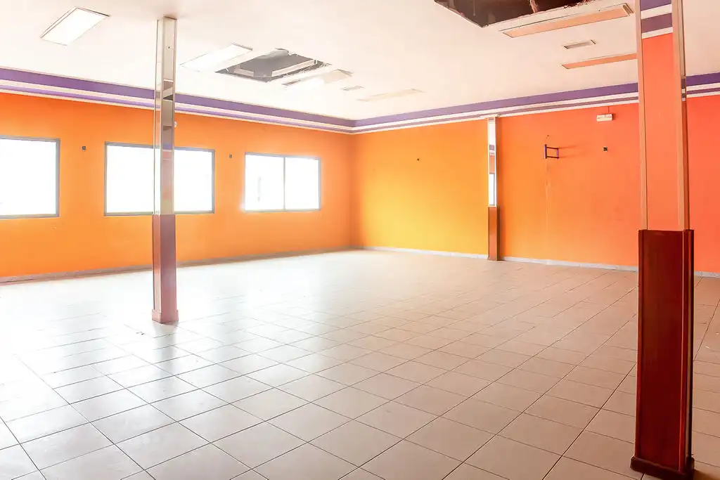 Local commercial à vendre à C/ Miguel Hernández, imagen 4