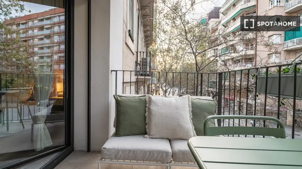 Habitació a Sants-Badal