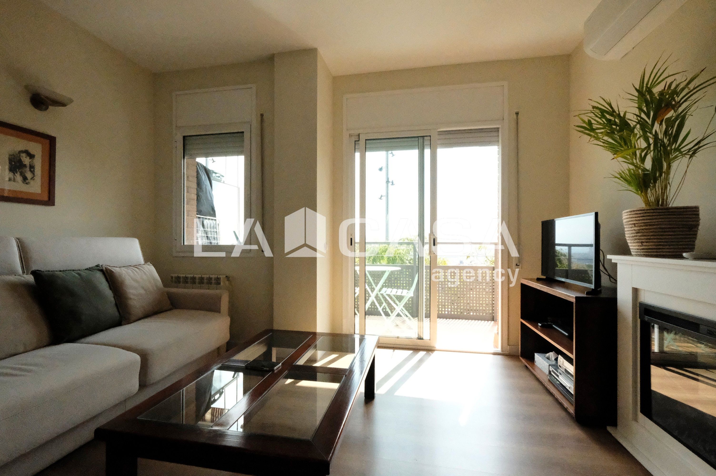 Living room of Flat for sale in  Barcelona Capital  with Heating, Storage room and Balcony