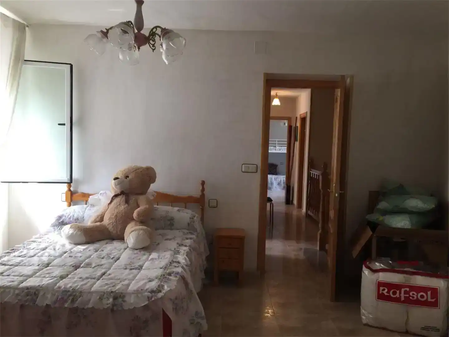 Dormitori de Casa o xalet en venda en Martín Muñoz de las Posadas