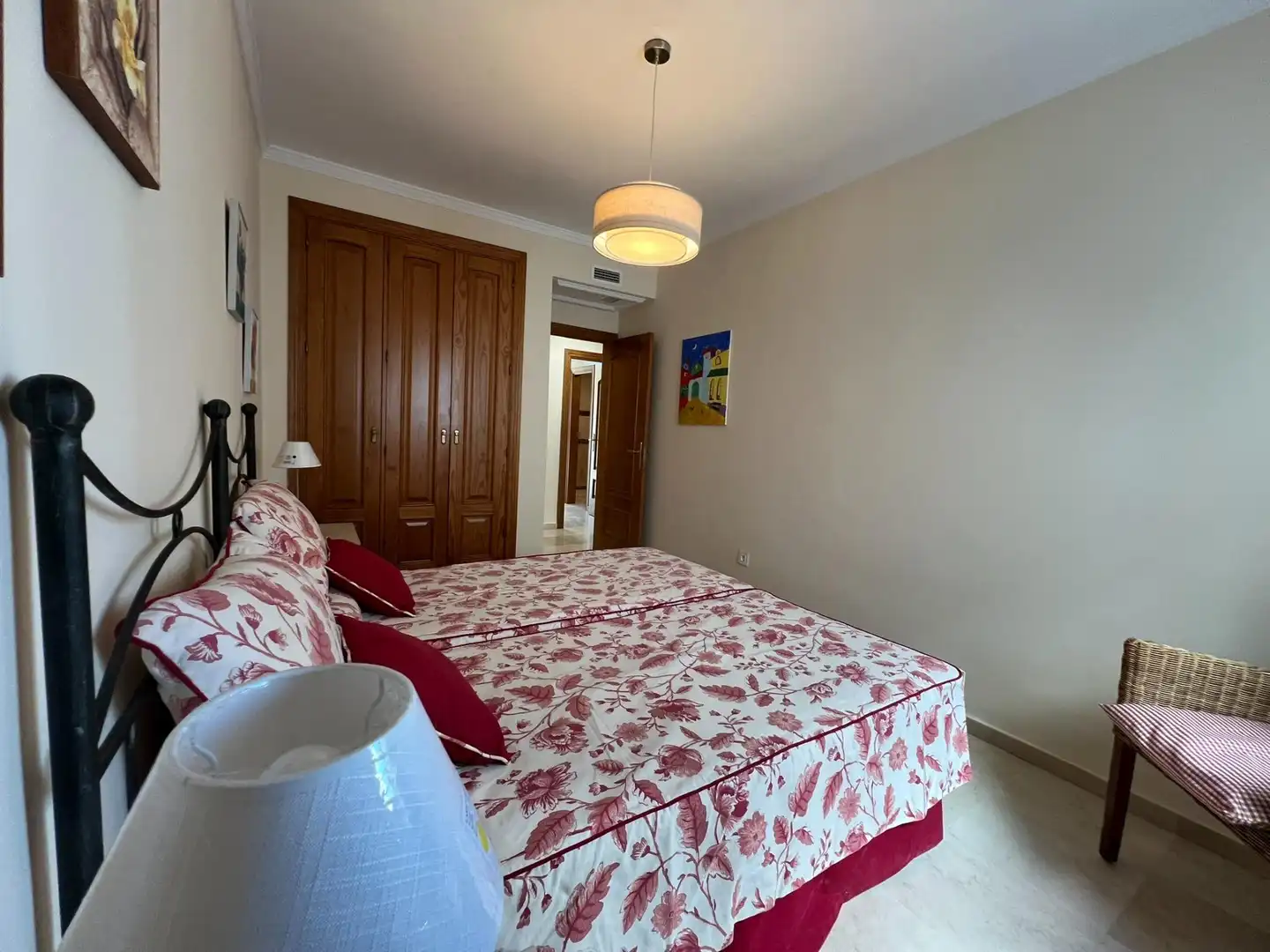 Schlafzimmer von Wohnungen zur Miete in Marbella mit Klimaanlage, Heizung und Terrasse