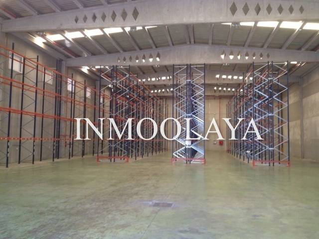 Nave industrial en Alquiler en Ulldecona