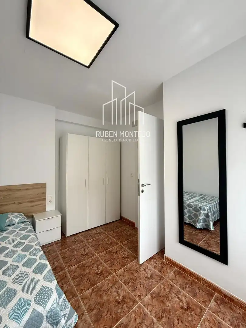 Vista exterior de Piso en venta en Salamanca con Calefacción, Amueblado y Horno