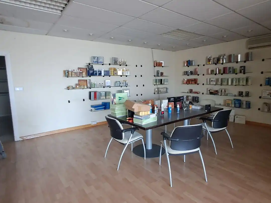 Büro zum Verkauf in Madrid mit Klimaanlage, Heizung und Terrasse