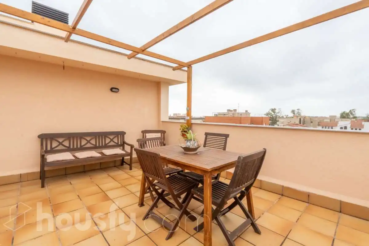 Flat for sale in CL AIGUAMOLLS, 12, Prat de Vilanova