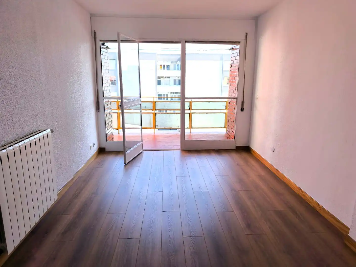 Living room of Flat for sale in Fuenlabrada  with Heating, Terrace and Oven