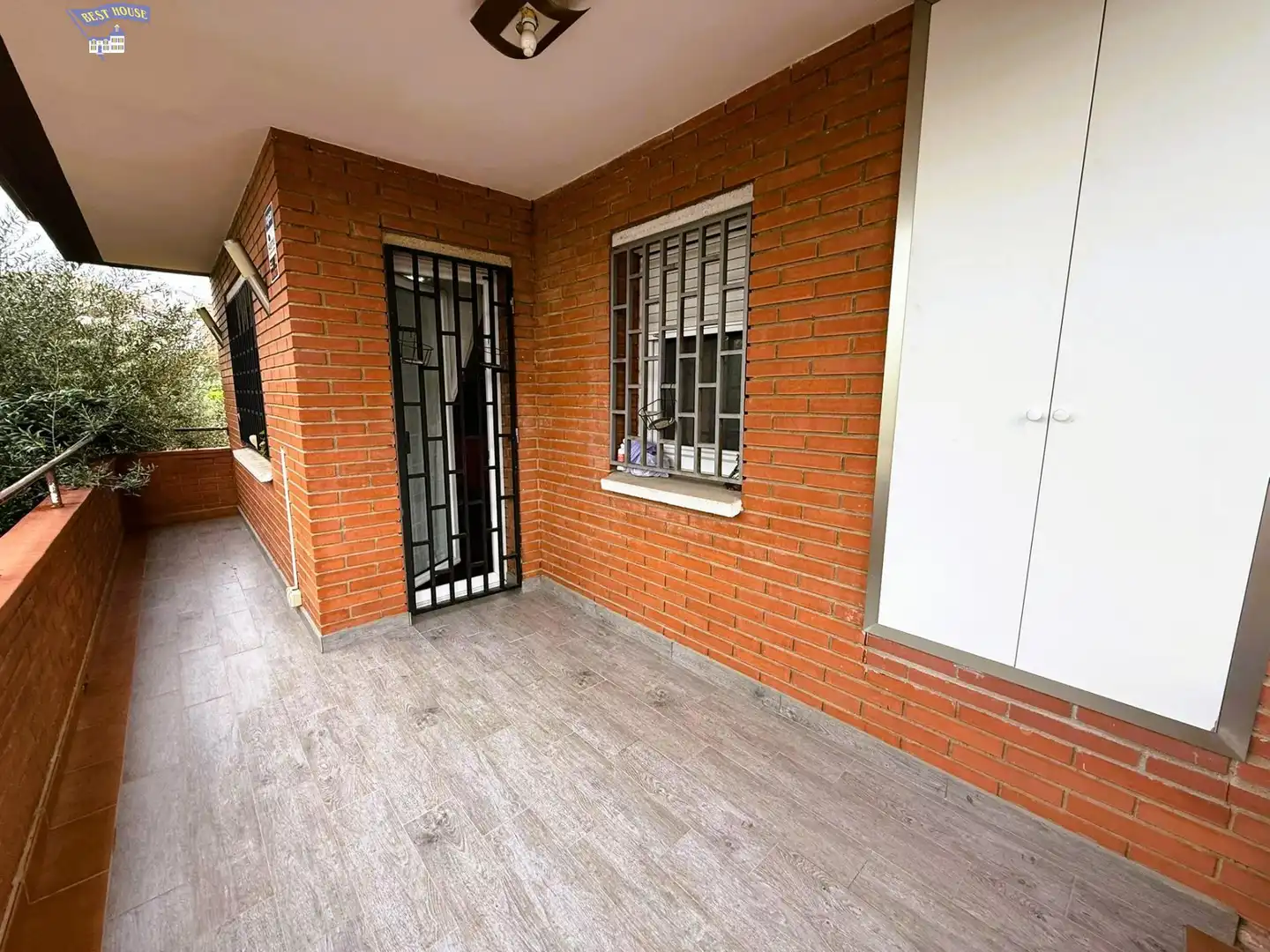 Terraza de Casa o chalet en venta en Barberà del Vallès con Calefacción, Jardín privado y Parquet
